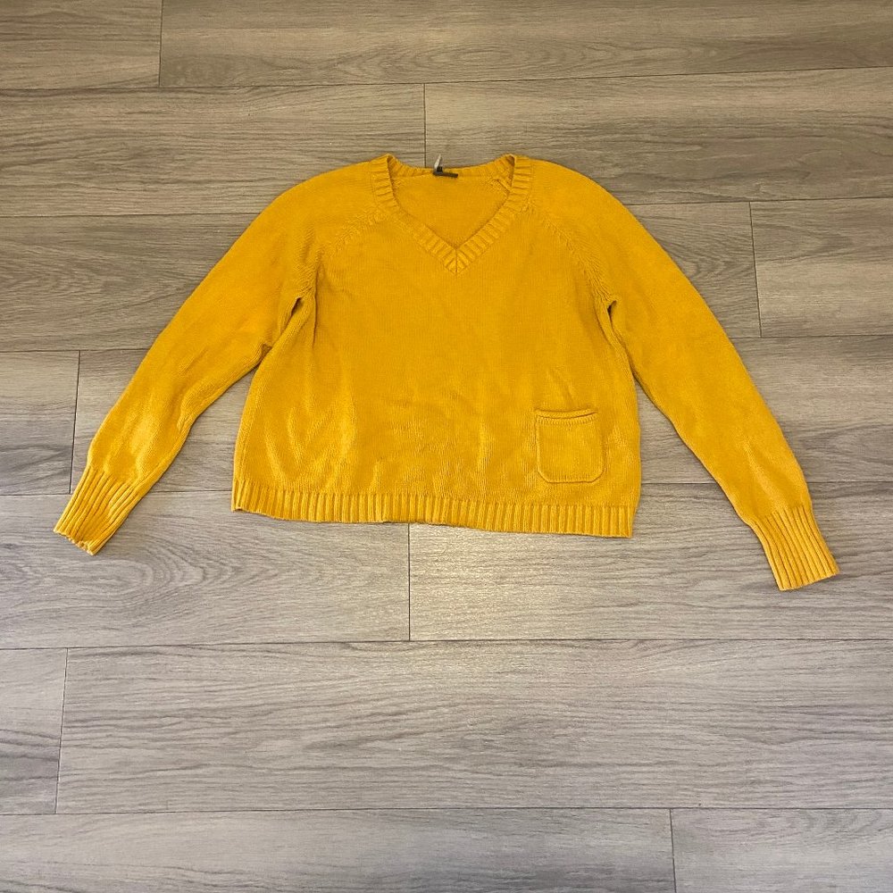 Urban Outfitters Sparkle and Fade sweater sz small